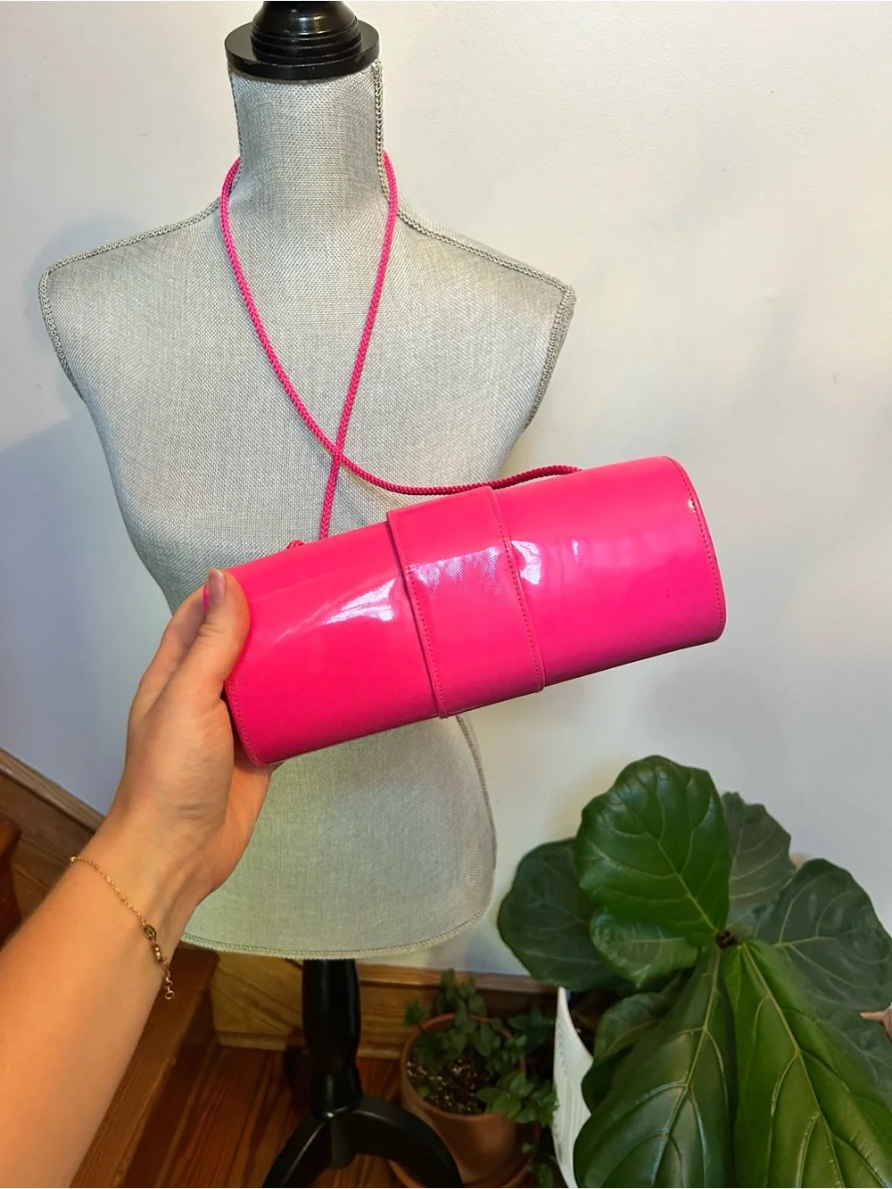 Pink Patent Crossbody Clutch Bag - Unbranded - Picture 3 of 5